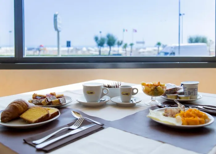 Metropole Hotel