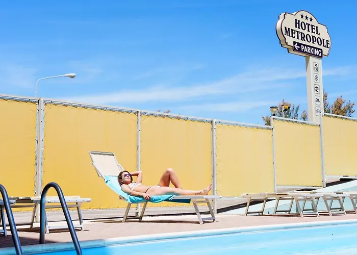Metropole Hotel