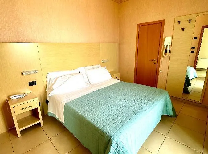 Metropole 3*