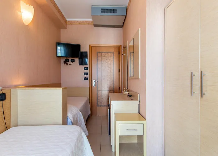 Metropole Hotel