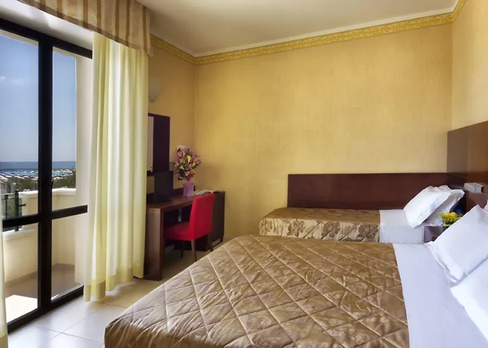 Hotel Metropole 3*