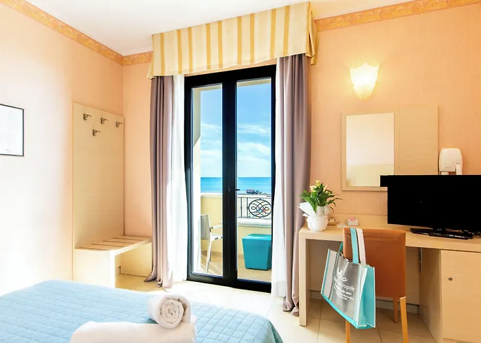 Metropole Hotel