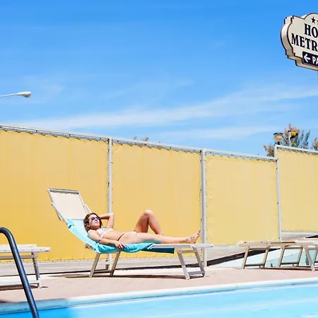 Metropole Hotel