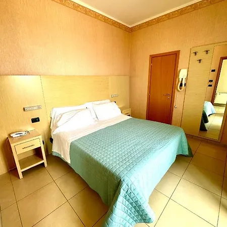 Metropole 3*