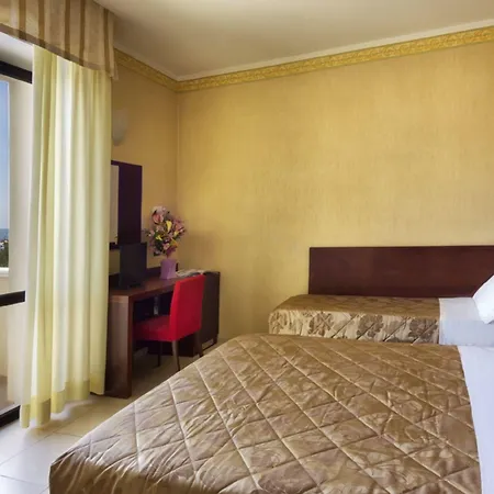 Hotel Metropole 3*