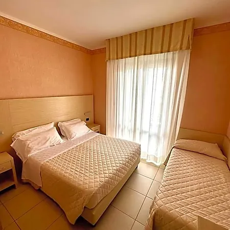 Metropole 3* Rimini
