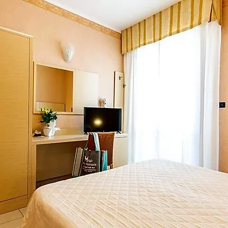Metropole Hotel