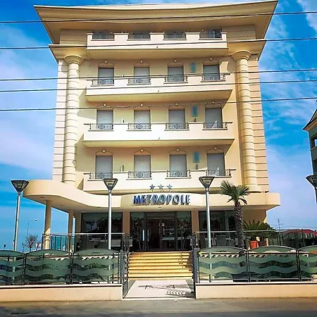 Hotel Metropole 3*