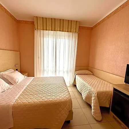 Hotel Metropole