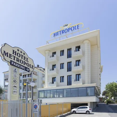 Metropole Szálloda 3*