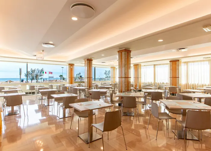 Metropole 3* ريميني