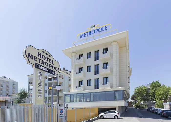 فندق Metropole