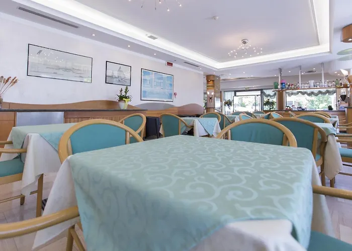 Metropole 3* ريميني