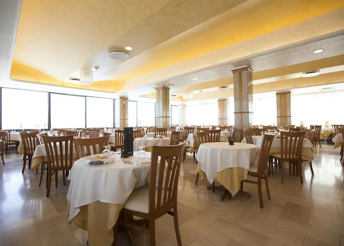 梅特罗波雷酒店